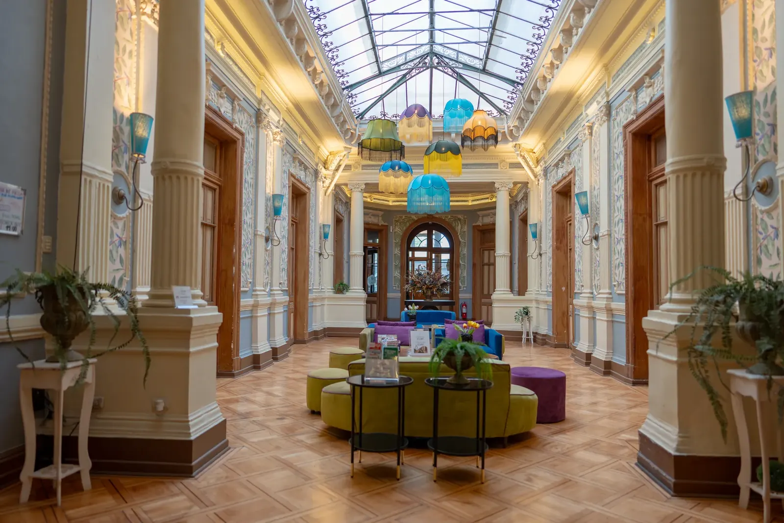 Gran Hall at Happy House Santiago — photo 11