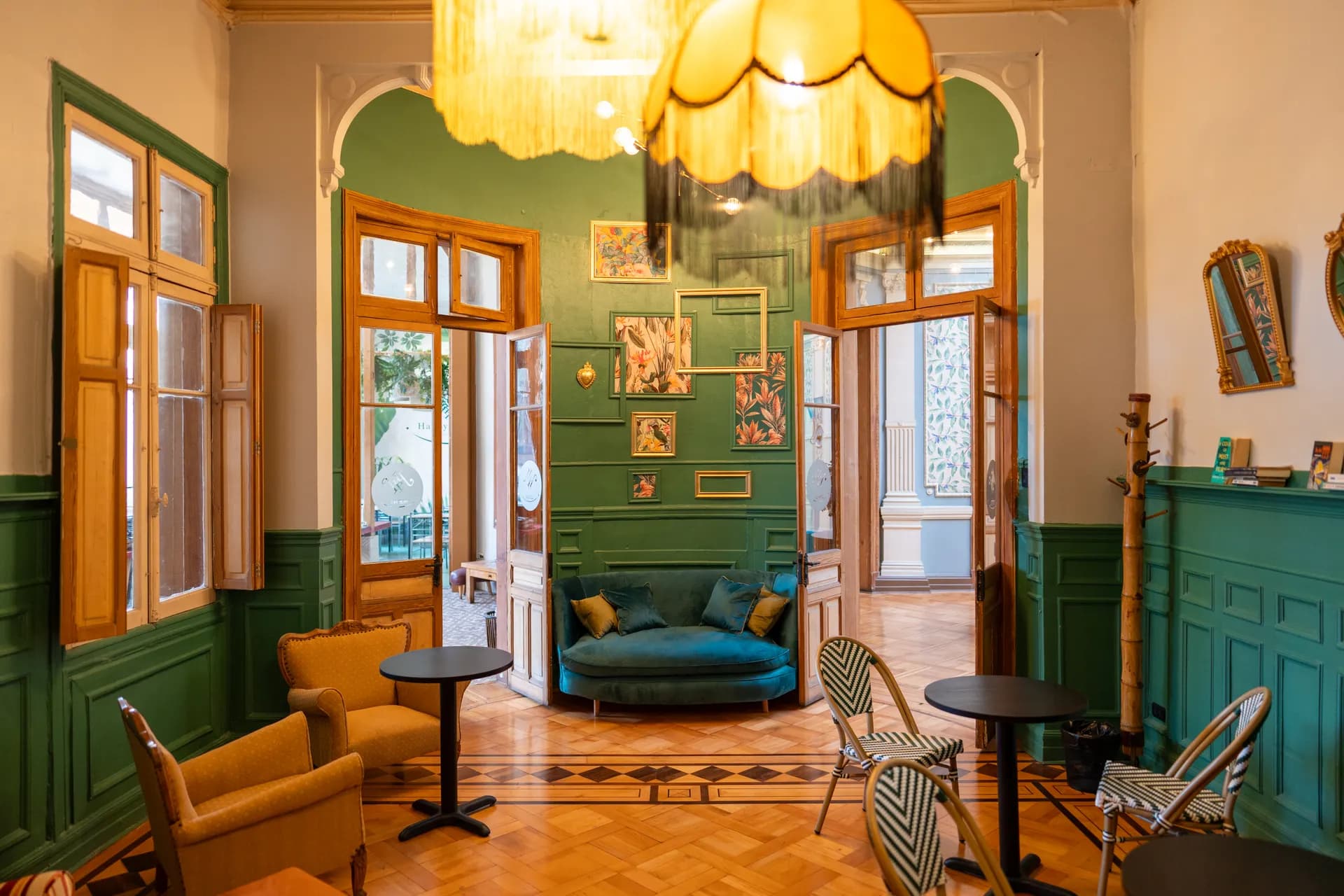 Areas Comunes at Happy Hostel Santiago — photo 21