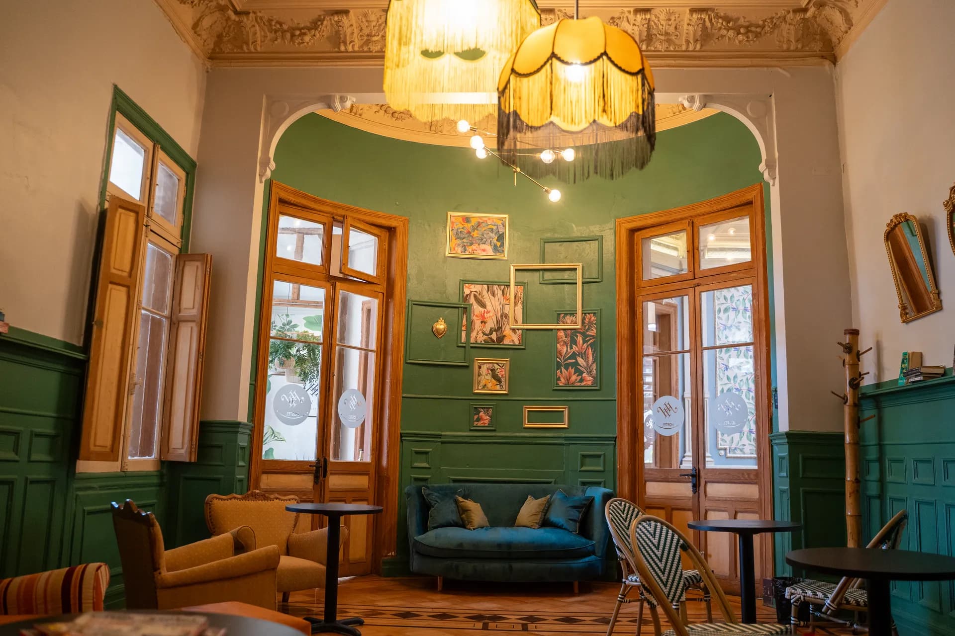 Areas Comunes at Happy Hostel Santiago — photo 9